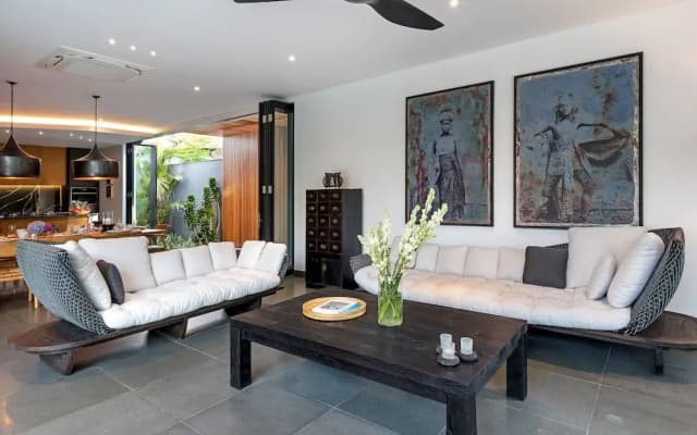 Villa Castil di Udara by Villa Finder