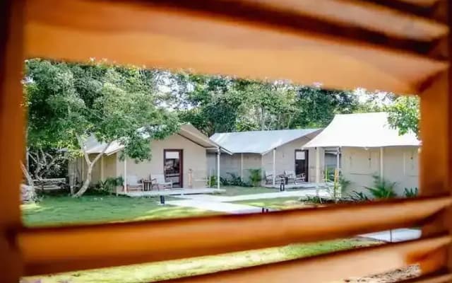 Kadena Glamping Dive Resort - Muna Island