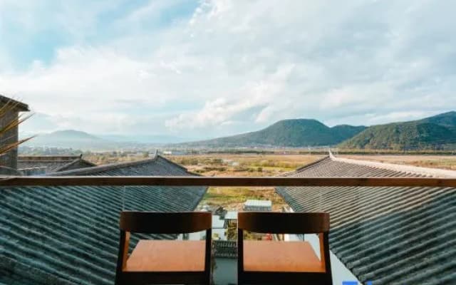 Tengchong Xitang Rehai Sulfur Hot Spring Hidden Luxury Boutique Stay (Heshun Ancient Town Yeya Lake)