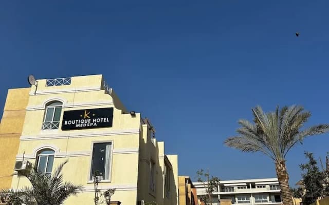 K Boutique Pyramids View West