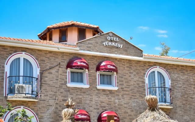 Otel Türk Evi