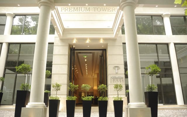 Premium Tower Suites