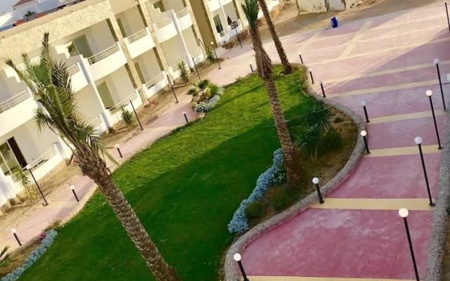 Cecelia Resort