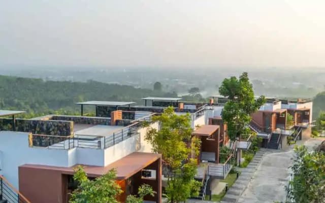 Sky Hill Villa Suratthani