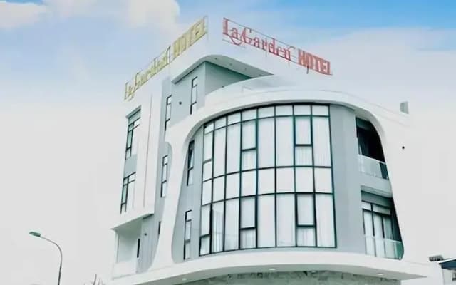 La Garden Hotel Van Don by Bayluxury