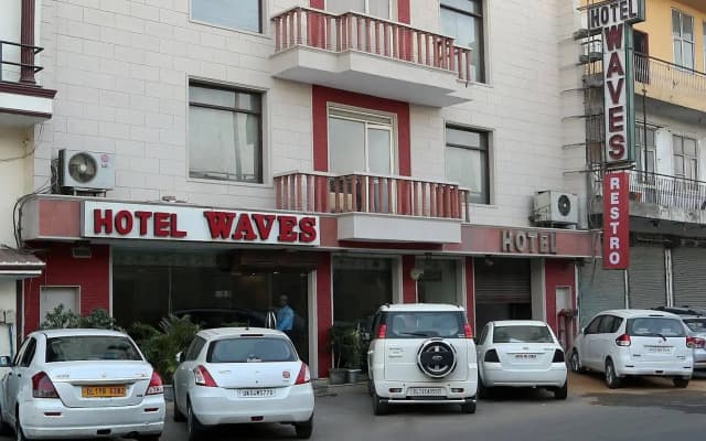 Hotel Waves