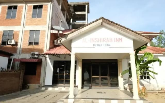 OYO 1017 Al-inshirah Inn