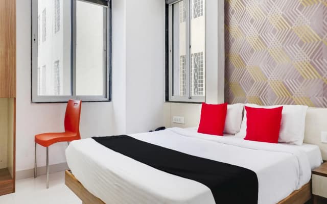 OYO 79300 Hotel Marvel Bliss