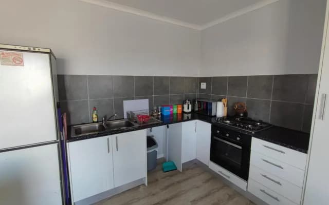 Lovely 2 Bedroom Condo with Balcony And a View!