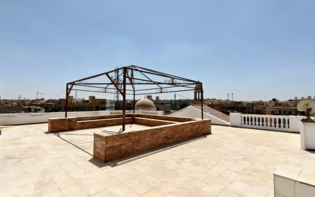 Lovely Studio in Private Villa with Garden View and Free Parking
