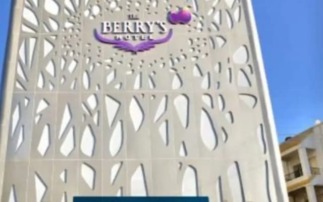 Berry's By FabHotel
