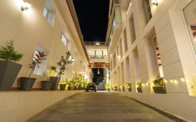 Indraprastha Spa Resort