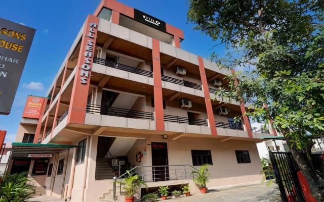 Flagship 4464 Maira Residency
