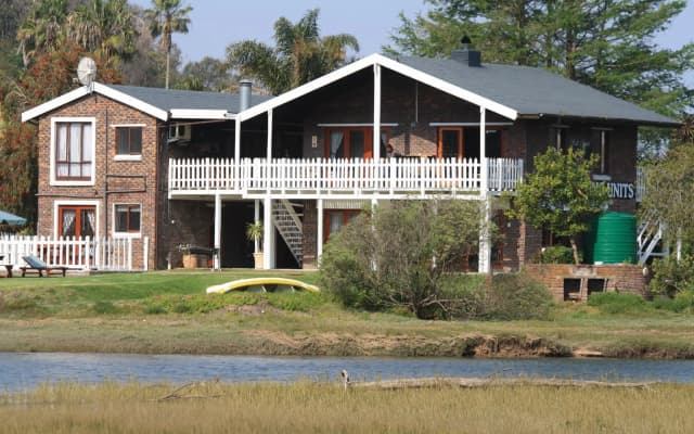 Salt River Lodge