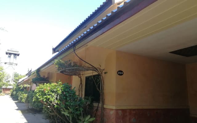 Palm Chalet Resort