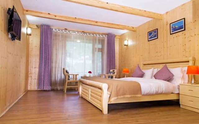 Shobla Pine Royale