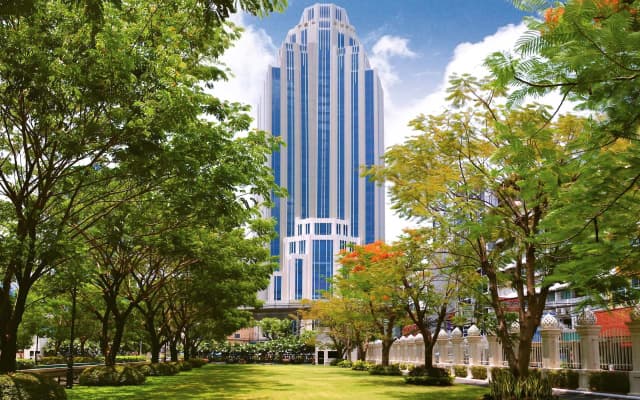 Отель Sofitel Bangkok Sukhumvit