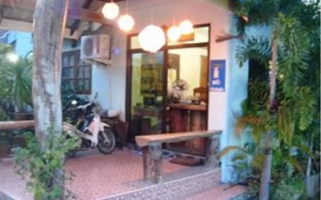 Discovery House Hotel (SHA Plus+)