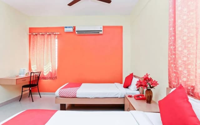 OYO 24195 Jasmine Suites