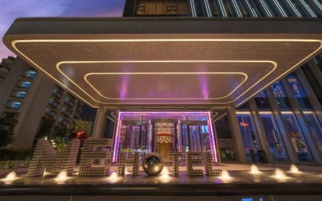 ME Hotel
