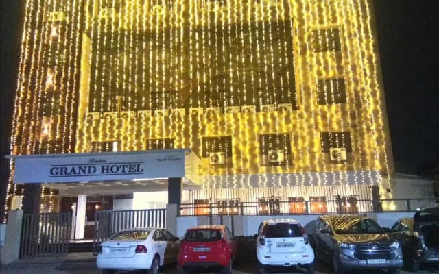 Lumbinis Grand Hotel