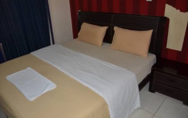 Golden Star Hotel