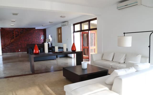 8 Plus Villa