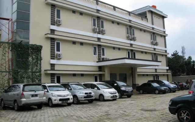 Cinere Inn & Residence