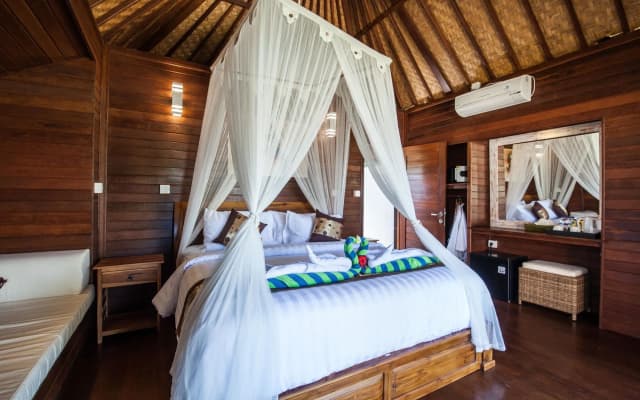 The Cubang Huts Lembongan