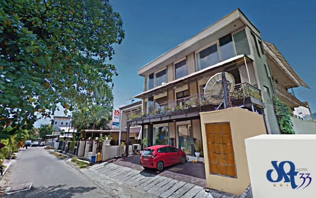 DPT 33 Budget Hotel