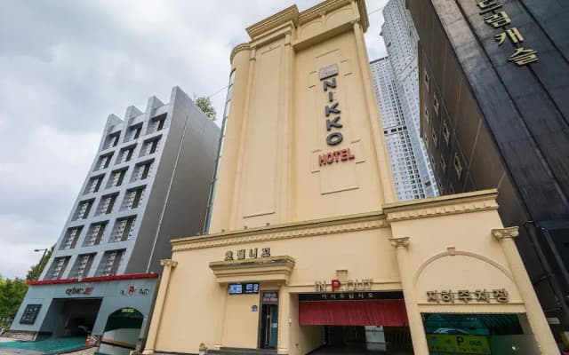 Nikko Hotel