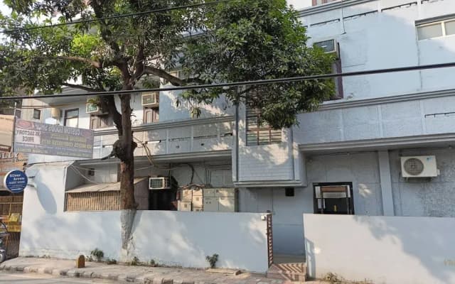 Silver Arrow Guest House