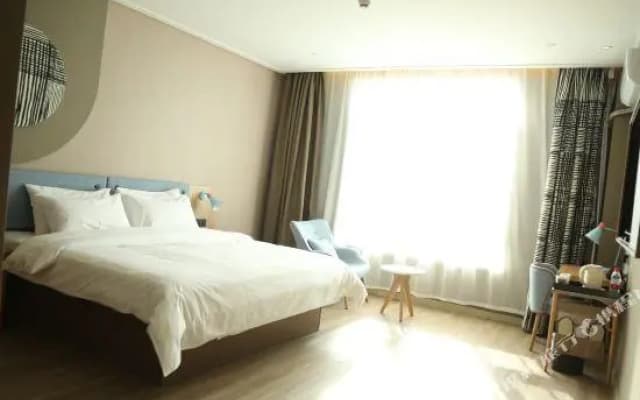 City Home Inn NEO (Linxia Central Plaza pedestrian Street Shop)