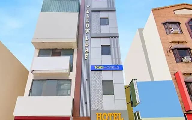 Fabhotel Yellow Leaf