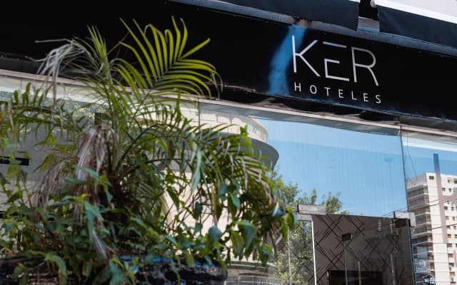 Ker Urquiza Hotel