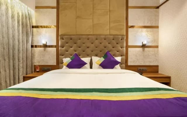 Treebo Premium Savera Inn