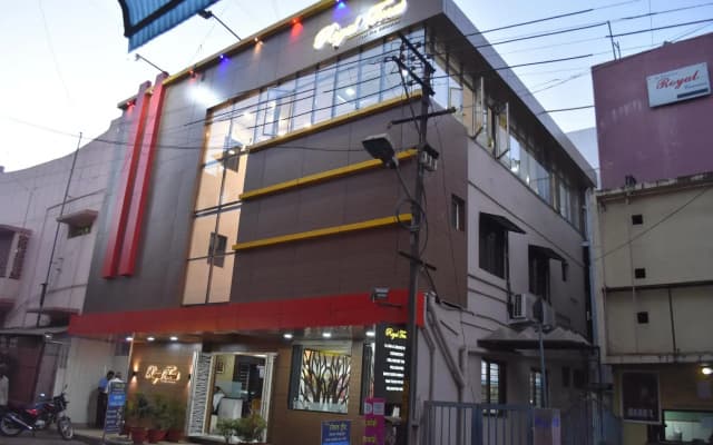 Hotel Royal Treat Kolhapur