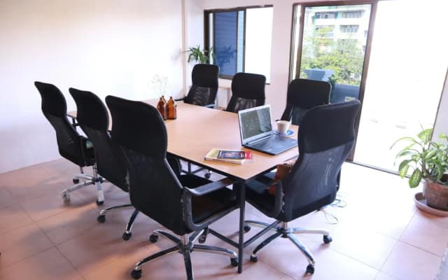 In The City Co-Living & Co-Working Space - Hostel