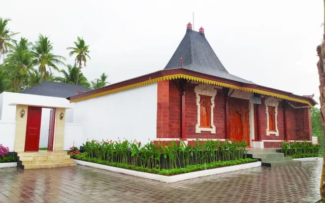 Puri Lovina