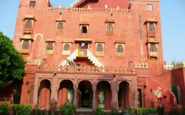 Hotel Bhairon Vilas