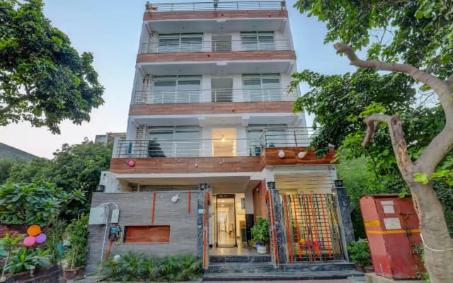 Oyo Townhouse 1126 Super 8