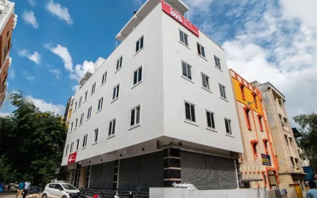 Hotel White Ridge by OYO Rooms