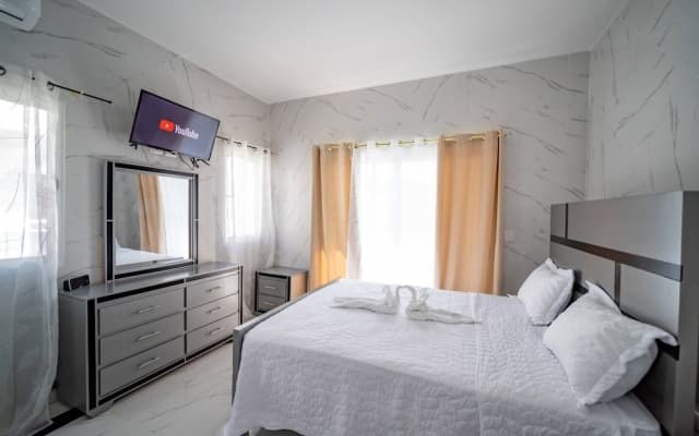 8br Private Villa In Sosúa - 2 Mins From Nightlife