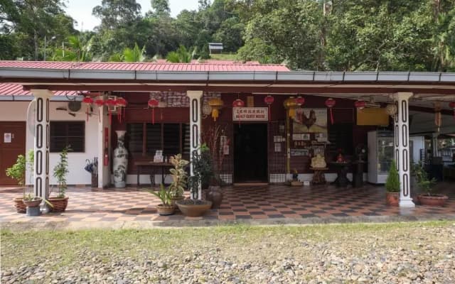 Oyo 89928 Acf Guest House