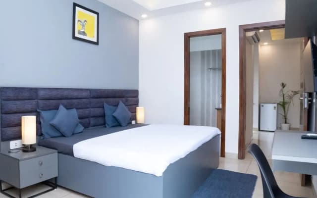 Housr DLF Phase 4 Sector 28 Gurgaon