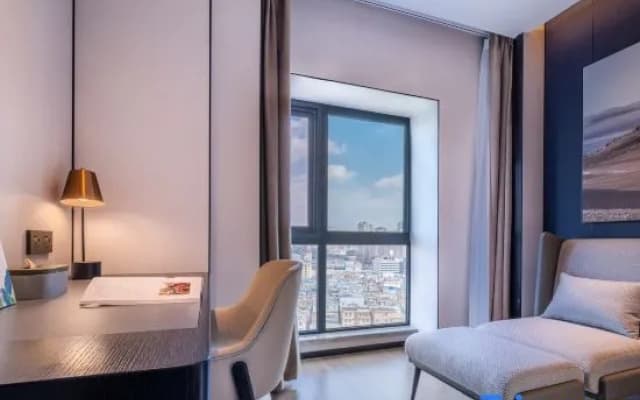 Kunming Guangfu Road Haile World Atour Hotel