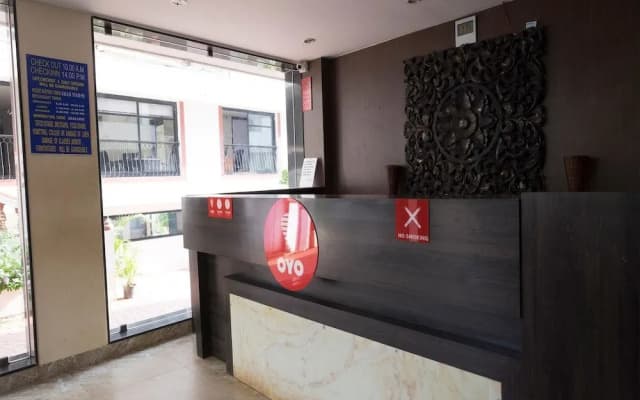OYO 878 Hotel Sunkissed Plaza