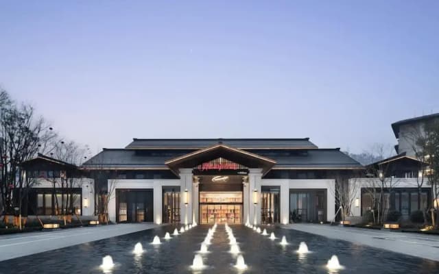 Hampton by Hilton Emeishan Scenic Area