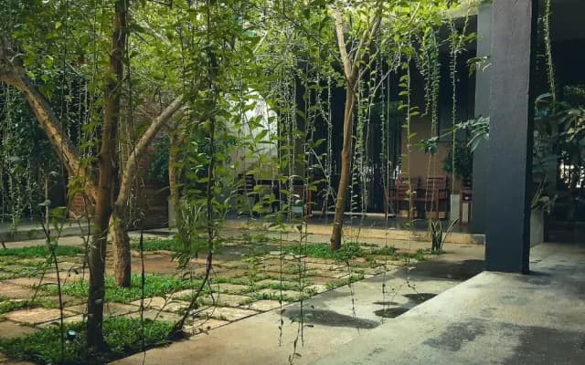 Isi Arana Eco Villa