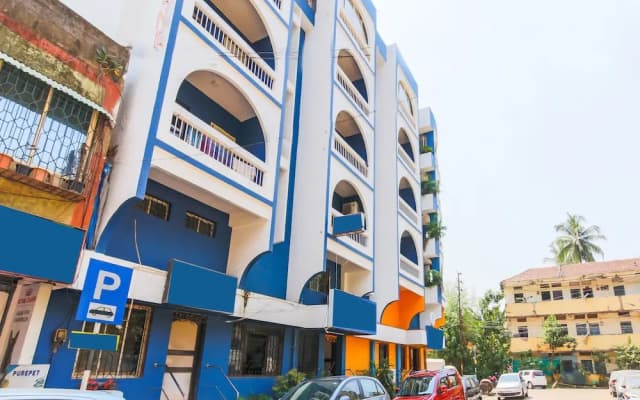 OYO 18505 Hotel Rukmini